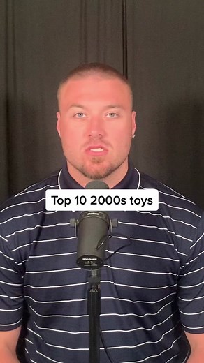 Top 10 2000s toys #2000stoys #nostalgictoys #nostalgictoy #nostalgictok #robosapien #razorscooters #supersoaker #supersoakers #hotwheelscars #2000skids #early2000skids