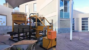 The Hydraform V3SE Hydraulic Machine, a reliable solution for producing pavers, bricks and blocks. Ideal for blockyards, it ensures durable output cured for 14 days and ready to use. Contact us now to purchase: WhatsApp: https://wa.link/sax78v Email: Sales@hydraform.com #blockmachines #brickmachines #blocks #bricks | Hydraform International