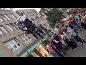 Stadtfest Gummersbach 2013 | Buegler Tonelli Motorrad Show Hochseil | Markus Vandrey
