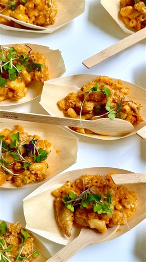 Cat Cora on Instagram: "Chef friends let friends taste (and judge) their Buffalo Mac first! Especially when it’s @carlaphall, @chefaz, @theequeenofflavor and @markhbucher 🫶🫶 Want to taste it for yourself?! Come by Taste of the NFL or Order it and my other delicious dishes from @cookunity - shop the link in my bio 🍽️"