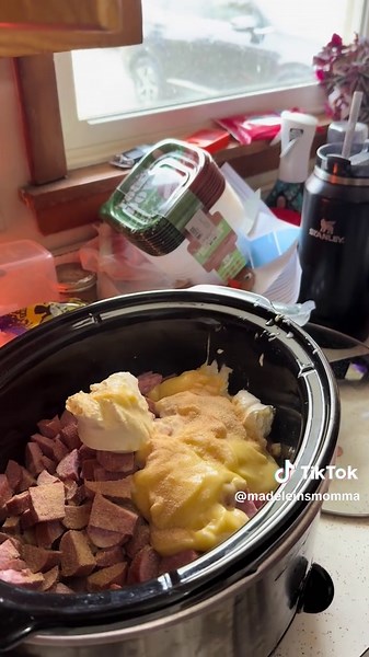 Let’s make some Cheesy potato’s and smoked sausage crockpot casserole!