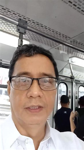 From Antipolo RTC hearing, going to LRT Cubao to MRT Edsa Pasay Taft meeting g sa client, buhay ng lawyer. Nkakapagod pero masaya nman. Iniwan sa mall ang sasakyan dahil coding pala ako. Muntik na. Pero hindi parin nahuli. Batang Plaza Atty. Orick. | Loreto Dela Paz