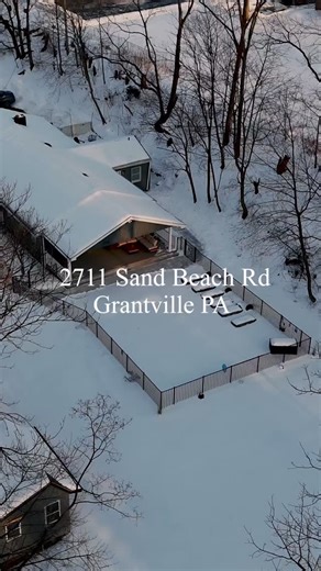 New Listing | Cocoa Ridge Retreat 4 bed • 3 bath • 1.39 acres Private pool • fire pit • fully furnished 📍 Grantville, PA minutes from Hershey Primary home, second home, or STR. Turnkey from day one. DM for details! Exclusively Listed By – Madison Nunemaker Madison Nunemaker Realtor ©️ Keller Williams of Central PA 📲717-433-3248 📧madisonkayrealtor@gmail.com #centralpa #centralparealtor | Madi Nunemaker