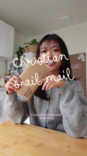 Exploring This Month's Snail Mail Subscription