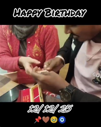 Amr Birthday aslei bechari khub chape pore jai 🥲 ki korbe ki korbe na buje uthte pare na , bt tao proti year a amr din ta khub khub spacial kore tole sob ta diye 🥹🫂❤️ sorir kharap niyeo je tui ato kichu kore dibi bujte pari ne 😩 ai vabe pase thakis bes 🧿 Św É Ťä Love you ❤️ | Akash Biswas