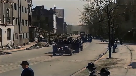 1945年德国柏林【彩色历史影像】补帧版