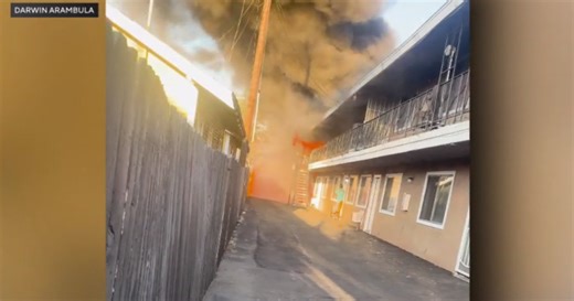 Two structures damaged, cars destroyed after fire breaks out at San Bernardino apartment complex