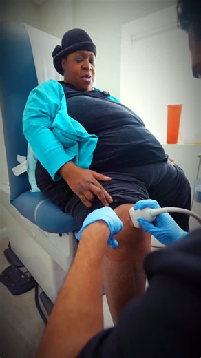 Knee steroid injections are commonly used to reduce inflammation and pain caused by arthritis, overuse, or joint irritation. By calming the inflammatory response inside the knee, these injections can improve comfort and mobility. This creates an important recovery window where staying active becomes easier and physical therapy is more effective. Movement during this phase helps strengthen surrounding muscles, improve joint mechanics, and support long-term function. When combined with proper reha