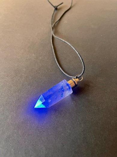 Disney's Atlantis: the Lost Empire Kida Crystal Handcrafted Glowing Replica Necklace - Etsy