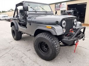 1976 Jeep CJ7 V8 AMC 304 Manual shift EZCustom4x4.com EZJEEPS