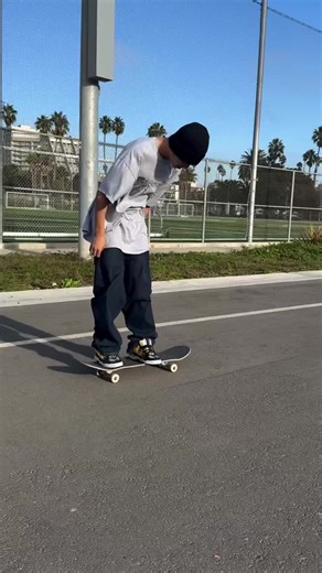 Mastering the Varial Heel Flip: A Skateboard Guide