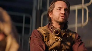 Aaron Stanford Talks Pyro Through the Ages, From X2 to DEADPOOL & WOLVERINE