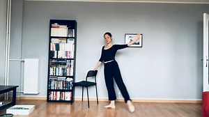 [SI ON DANSAIT] 😃 Vous aimez la danse classique ? La compagnie lilloise Insolit'a Danse propose des cours gratuits en vidéo pour apprendre ou se perfectionner à la maison. Retrouvez une douzaine de séances réalisées par Laureline Mialon sur notre chaîne YouTube : https://bit.ly/2zdlchd | Ville de Lille