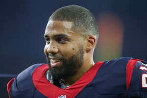 Former NFL star RB Arian Foster plans to pursue degree in physics