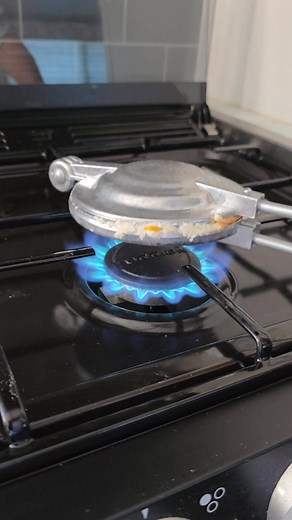 Rainy days at the campground don’t stop the good food around here. I used my Toas-Titepie iron to make a grilled cheese right on the RV stove, and it came out sealed with cheese, golden and crispy. It’s perfect for RV cooking on stormy days, easy camper meals at home, and of course those sunny campfire cooking days we all love. Simple ingredients, quick cleanup, and a fun camping gear must-have for every trip. If you’re into RV life, campsite cooking, or easy camping recipes, this one’s a keeper