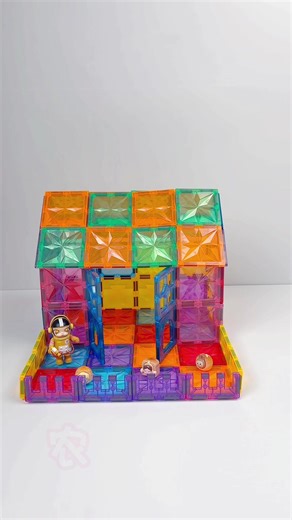 Build a Cozy Farmhouse with Magnetic Tiles in 3 Minutes