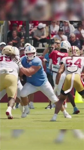 The 49ers defense was absolutely FLYING around vs Titans
