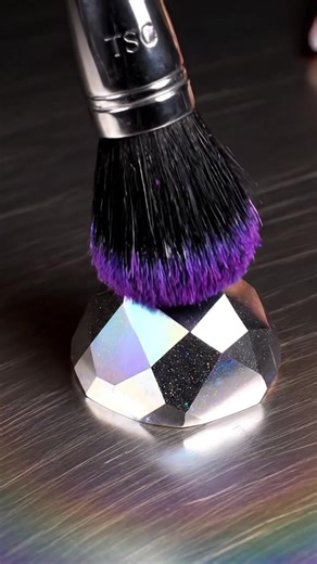 Liquid Chrome ASMR Transformation: Reflection Under Pressure