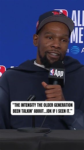 Kevin Durant's been watching old All-Star Games 👀