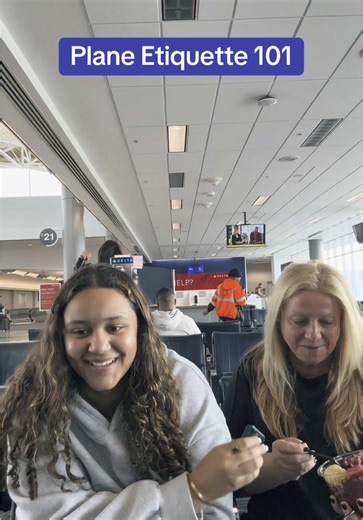Aero Etiquette: Do's and Don'ts for Air Travel