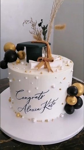 Elegant Graduation Cake Design | Black & Gold Minimalist Cake 🎓✨