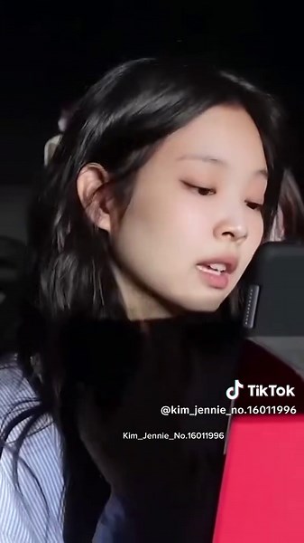 Jennie Kim's Behind-the-Scenes Vlog Highlights