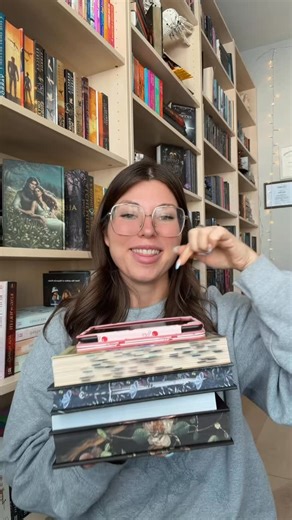 Justine Boback 📚 on Instagram: "Fast paced bingeable books #booktok #newbookreleases #bookrecs #romancebookrecs #bookstagram"