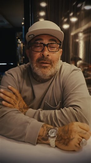 @aaronlewismusic will be taking the Ozarks Amphitheater stage on Thursday, July 17th with special guests @jdw_music and @alexiswilkins 🎸🎶 Get your tickets NOW at ozarksamp.com 🎫🎫🎫 | Ozarks Amphitheater