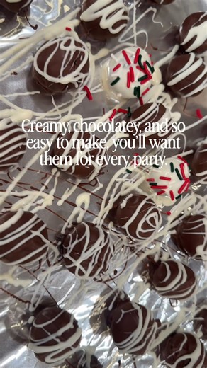 These Oreo truffles are creamy, chocolatey, and only 3 ingredients! The easiest holiday treat that disappears fast at parties or makes the perfect gift. 🎄🍫 Comment “RECIPE” to get the full recipe or grab it here:�👉 https://mealswithmaria.site/oreo-cookie-balls-recipe/ #oreotruffles #oreocookieballs #holidaydesserts #easyholidaytreats #3ingredientdesserts #christmasdesserts #festivetreats #mealswithmaria #holidaybaking #partyrecipes | Meals With Maria