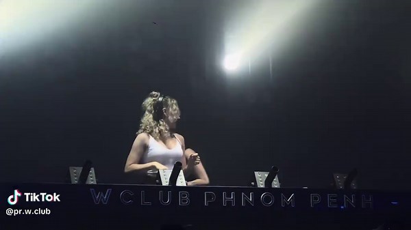 #金边#W Club#🇨🇳🇰🇭