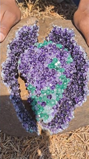 Diamond Hunter Finds Rare Amethyst Geode 💎 | Crystal Discovery & Satisfying Rock Breaking