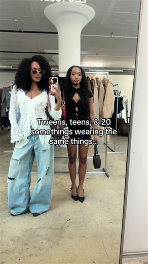 NYFW Day 1 Outfit Ideas: Mom & Daughter Matching Looks