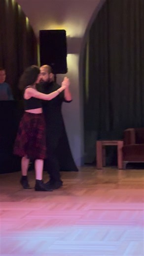 mash up of tango lesson with my own soundtrack | Louise Goffin