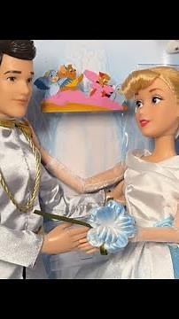 Disney Store Cinderella and Prince Charming Wedding Doll Set 🤍