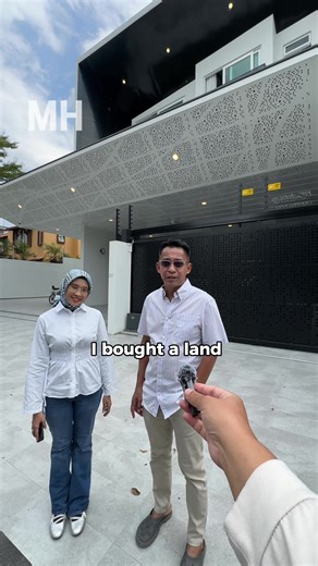 Luxury 19,000 Square Feet Mansion with Stunning Backyard