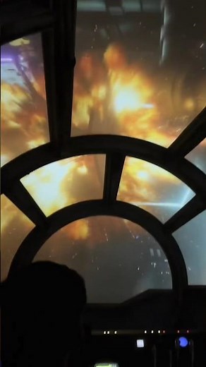 Millenium Falcon: Smuggler's Run full ride inDisneyland Galaxy's Edge