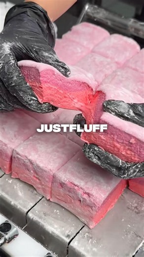 Join the live now‼️🫵🏻😱 #marshmallow #marshmallowjustfluff #justfluff