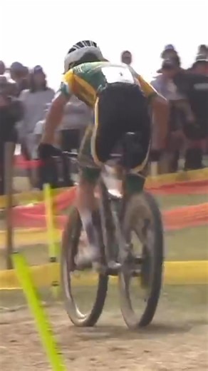 South African power 🇿🇦🔋 Run it back to this epic climb by Alan Hatherly to become the 2024 Cross-Country World Champ in Andorra 🔥 #Cycling #MTB