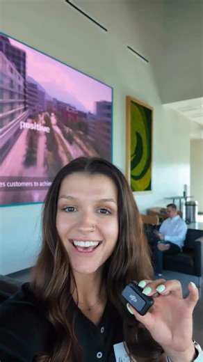 Behind-the-scenes at a high-tech Siemens manufacturing facility 👀‼️ Check out this vlog from our visit to the @siemens_usa “Moonshot” manufacturing facility near Fort Worth, TX. It was really awesome to tour the building and learn more about how Sm@rtgear, Siemens’ low-voltage switchgear, keeps things safer and more reliable with smart monitoring 💪 HUGE thanks to Siemens for having us out 🤝 #siemens #siemenssolves #smartgear #switchgear #bts | Trade Hounds