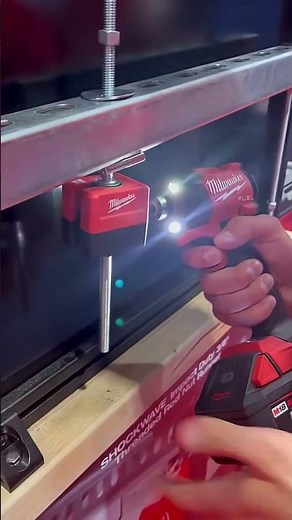 Milwaukee SHOCKWAVE™ Impact Duty 3/8" Threaded Rod Nut Runner | 48-32-2391