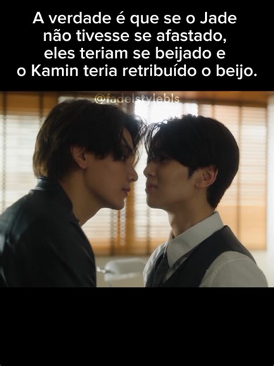 E quem não teria retribuído, né gente?😌😍👏🏻👏🏻 #bl #dareyoutodeath #jadekamin #joongdunk #status