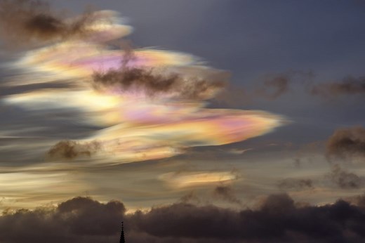 The mind-boggling hidden science behind rainbow clouds | BBC Science Focus Magazine