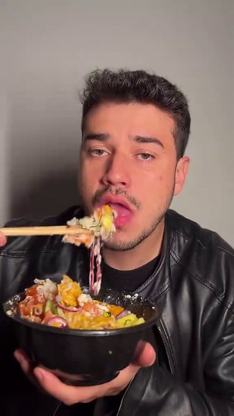 Comida japonesa delivery: pedido completo da Cátia Sushi Delivery