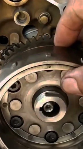Motorcycle timing chain installation process