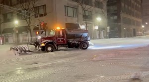 ❄️LIVE Nor'easter winter storm coverage from Boston, Massachusetts tonight! Historic snowfall - as of right now, the official Boston snow total is 23.7", making for the 2nd largest January storm on record in the city. LSC/Aaron Brogan | Live Storm Chasers