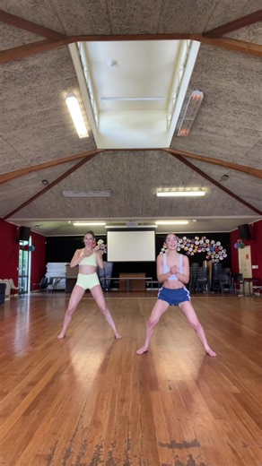 Join the Double Dutch Bus Dance Craze