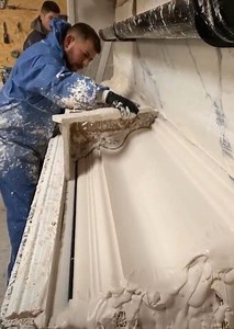 Eye-catching construction | Builder Studio