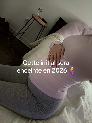 Cette initial sera enceinte en 2026 — annonce et réactions