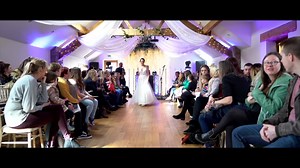 ❤️WEDDING FAIR IN LANCASHIRE 📆Sunday 1st March 2020 ⏱11.30am - 3.30pm 🔸FREE ENTRY 🔹Cat walk show 🔸A variety of recommended exhibitors 🍴Hog Roast and Complimentary Canapés We would like to welcome you to our Spring Wedding Fair! Visit Beeston Manor‘s award winning family run venue, where 25 wedding suppliers, who are among the area’s most successful wedding businesses, will be exhibiting. We are a family run, multi-award winning wedding venue based in the Lancashire countryside. Beeston Mano