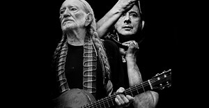STEVE PERRY Duets With WILLIE NELSON On New, Reimagined Version Of JOURNEY Classic "Faithfully" To Benefit Farm Aid; Music Video